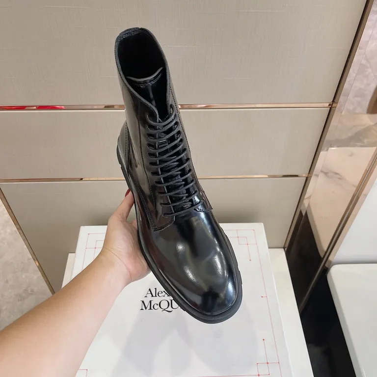 Alexander McQueen Shoe 